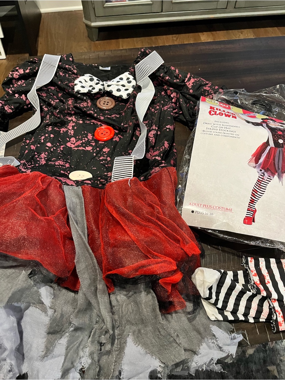 Spirit Halloween Killer Clown Costume Adult plus size 16-20 no hat
